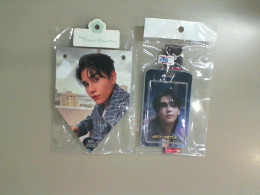 Set of 2 Jeff Satur card holder and photo garland