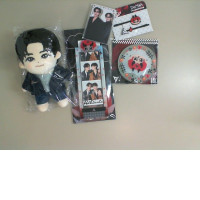 PetchSanta Gift Set. Photo Cards, 2 Keychains, Hair Clips, and Stuffed Animal