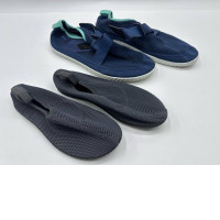 Set of 2 canvas shoes 