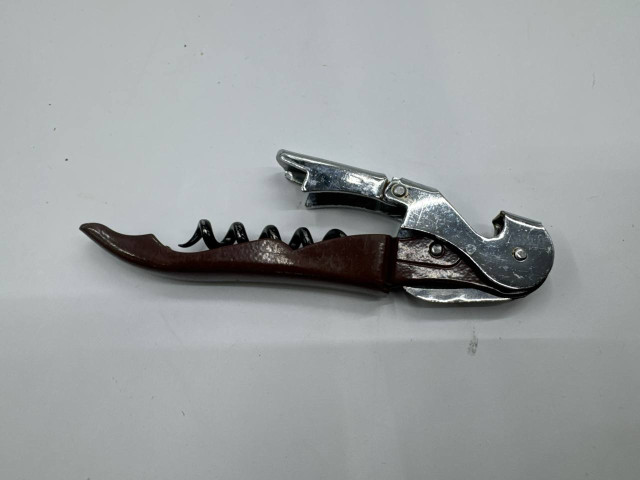 Wine opener Wine opener