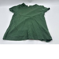 Green short-sleeved round neck shirt Green short-sleeved round neck shirt