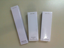 Set of 3 cosmetics JOOCYEE 1 Glossy rouge + 2 Jelly highlighter stick Set of 3 cosmetics JOOCYEE 1 Glossy rouge + 2 Jelly highlighter stick