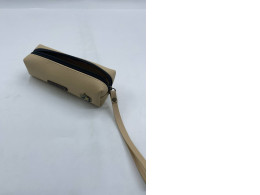 Beige stationary bag