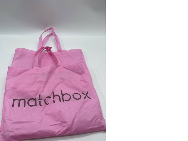 Set of 2 pink shopping bags Set of 2 pink shopping bags