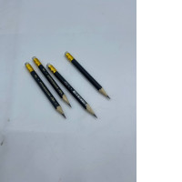 Set of pencils