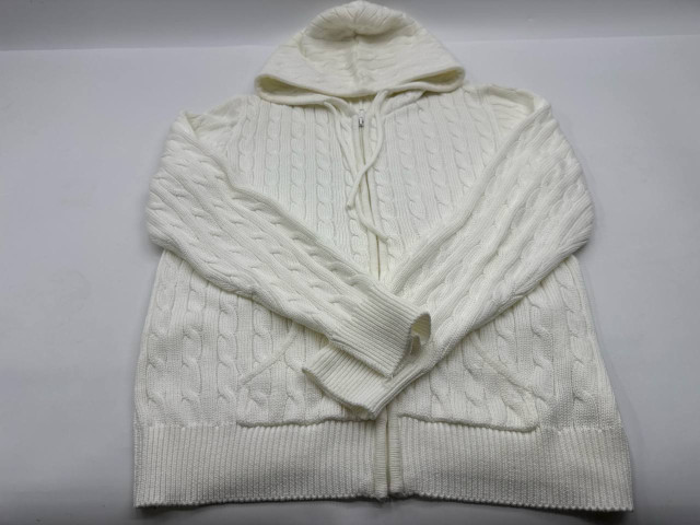 White zip-up hoodie White zip-up hoodie