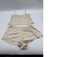 Set of 2 Women's cream-colored one-shoulder nightdress and shorts