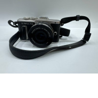 Olympus PEN EPL-8  (NOT NEW)