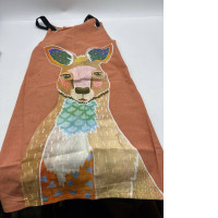 Brown wide striped apron 