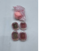 Set of 4 Pinkflash blush and sponge Set of 4 Pinkflash blush and sponge