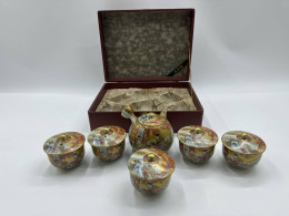 Set of 6 Glazen, hete theepot en theekopset met deksel, China 