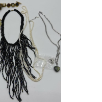 Set of 4 Women's necklace 