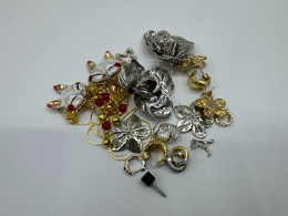 Set of Gold earrings 