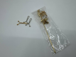 Set of 5 Gold hairpin and gold clip 