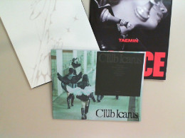 Set of 3 magazines about a male group + 3 CDs Set of 3 magazines about a male group + 3 CDs