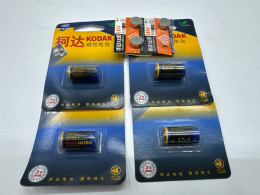 Set of 5 Batteries for digital cameras Set of 5 Batteries for digital cameras