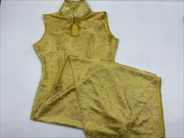 Golden cheongsam