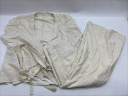 Set of 2 Cream long-sleeved coat and cream long skirt 