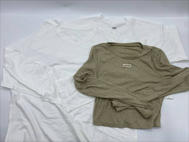 Set of 3 Long-sleeved round neck shirt Set of 3 Long-sleeved round neck shirt