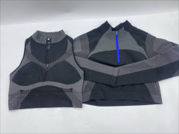 Set of 2 Women's sleeveless workout shirt, men's long-sleeved shirt