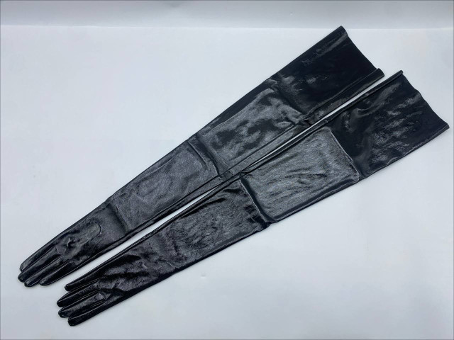 Women's long black faux leather gloves Women's long black faux leather gloves