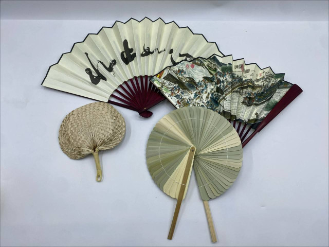 Set of 4 Japanese handheld fan Set of 4 Japanese handheld fan