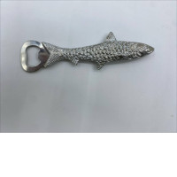 Silver fish-shaped bottle cap