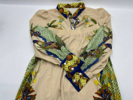 Set of 2 Gold patterned long-sleeved shirt and gold patterned long pants 