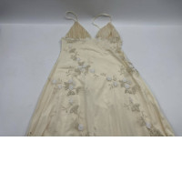 Women's cream-colored strapless dress Women's cream-colored strapless dress
