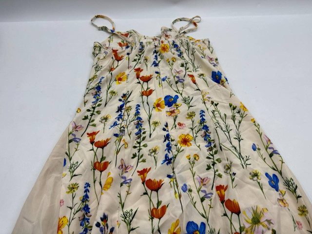 Women's cream colored floral one-shoulder dress Women's cream colored floral one-shoulder dress