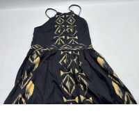 Women's black one-shoulder dress Women's black one-shoulder dress