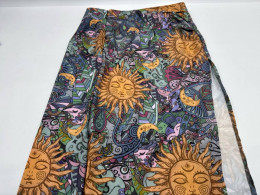 Women's long skirt with pattern 