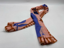 Women's scarves 