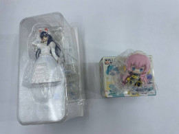Set of 2 anime figures