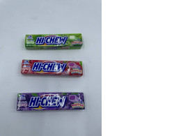 Set of 3 Hi-Chew chewable fruit candy Set of 3 Hi-Chew chewable fruit candy