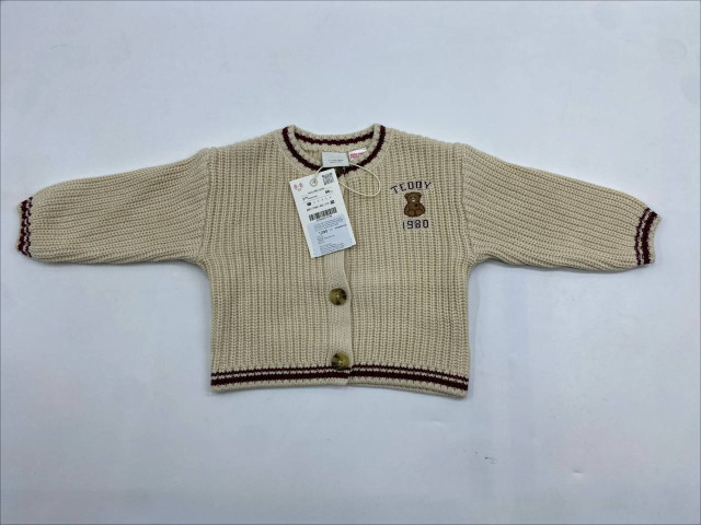 Brown children's knitted sweater Brown children's knitted sweater