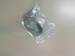 Fairtex iron pendant on an iron chain Fairtex iron pendant on an iron chain