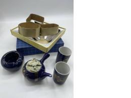 Set of 4 Glass, blue teapot and blue teacup at the blue teapot, Japan Set of 4 Glass, blue teapot and blue teacup at the blue teapot, Japan