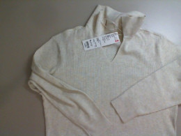 Light sweater UNIQLO