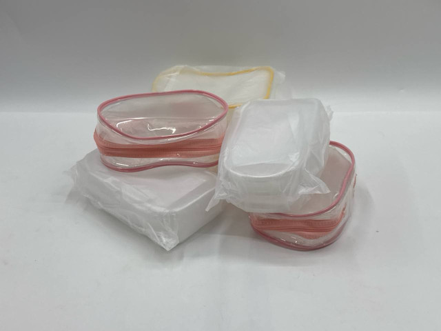 Set of 6 Labubu clear plastic box Set of 6 Labubu clear plastic box