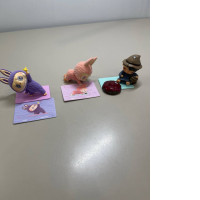 set of three figurines