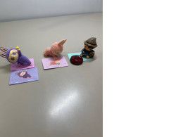 set of three figurines