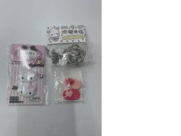 Set of 4 badges and 1 crown necklace