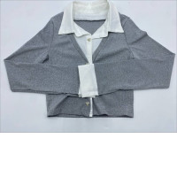 Women's gray long-sleeved shirt