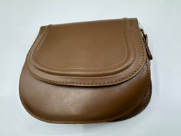 Women's brown shoulder bag