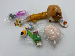 Set of 7 Doll keychain 