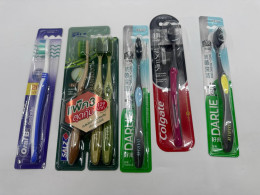 Set of 7 toothbrush