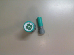 Set of 2 clover leaf stamps