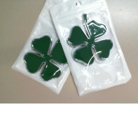 Set of 2 stickers with clover image