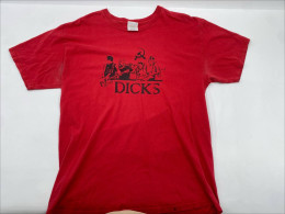 Red vintage short sleeve round neck t-shirt